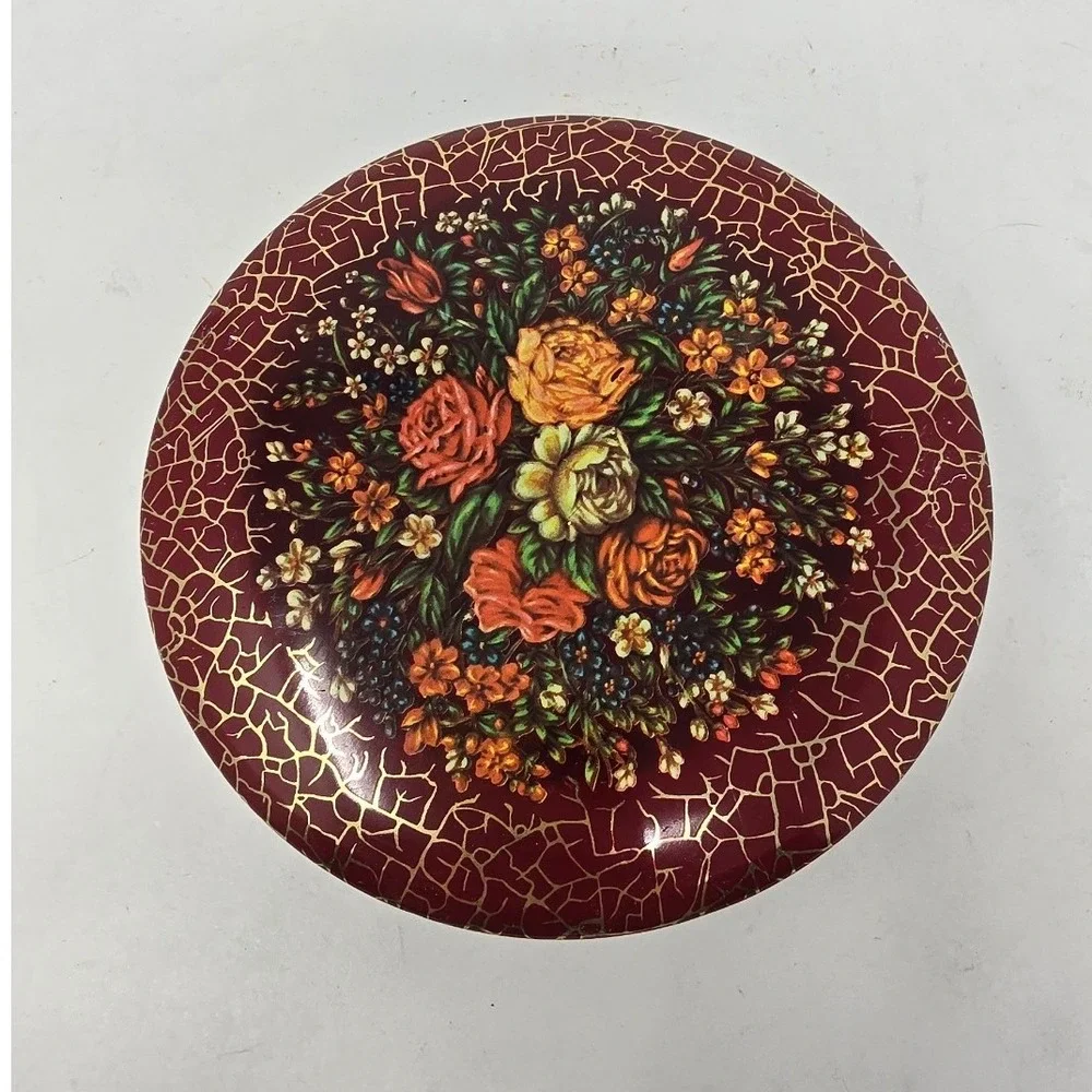 Vtg Daher red tin container England grannycore cottagecore rustic roses floral
